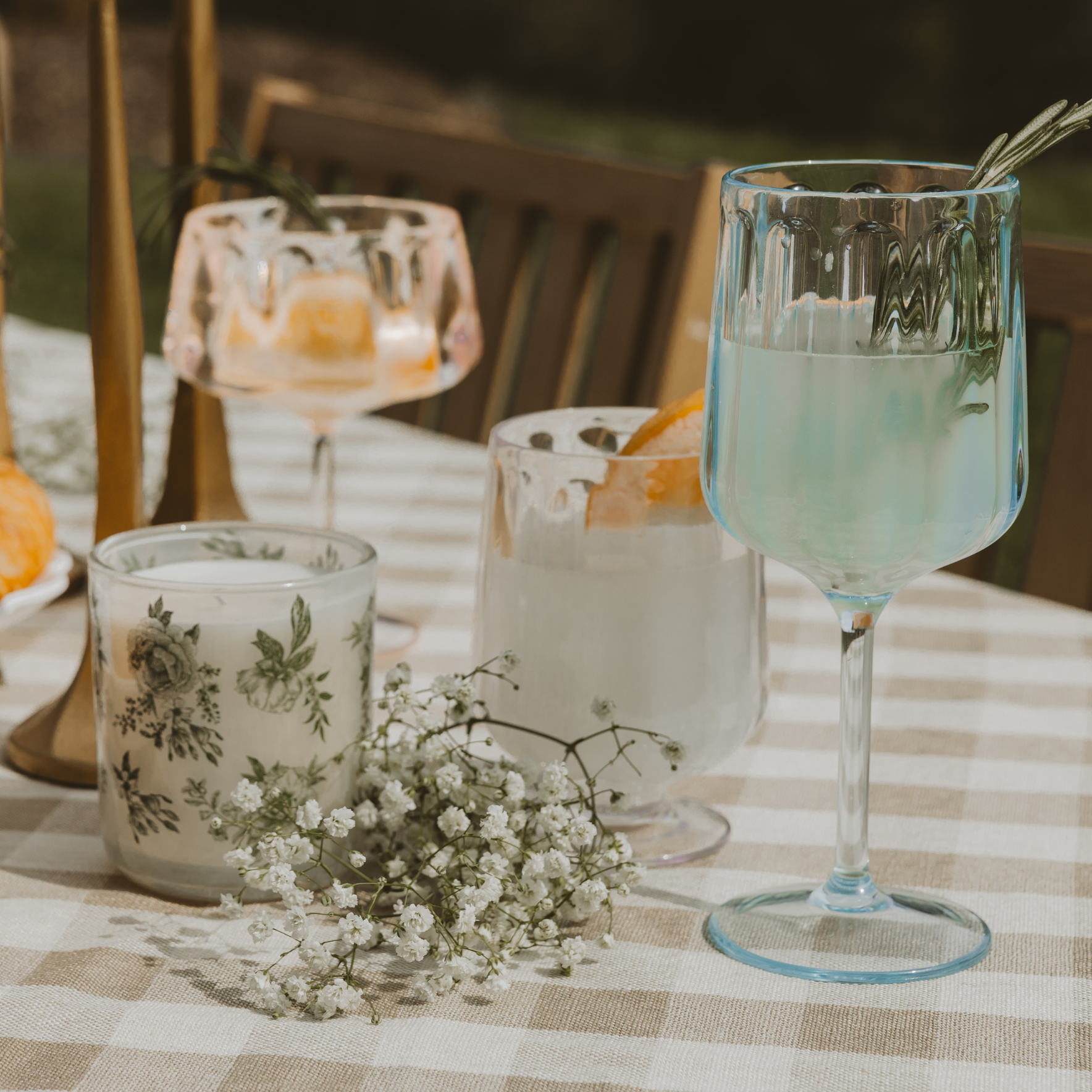 *NEW* Outdoor Plastic Coupe Drinkware - Home Decor