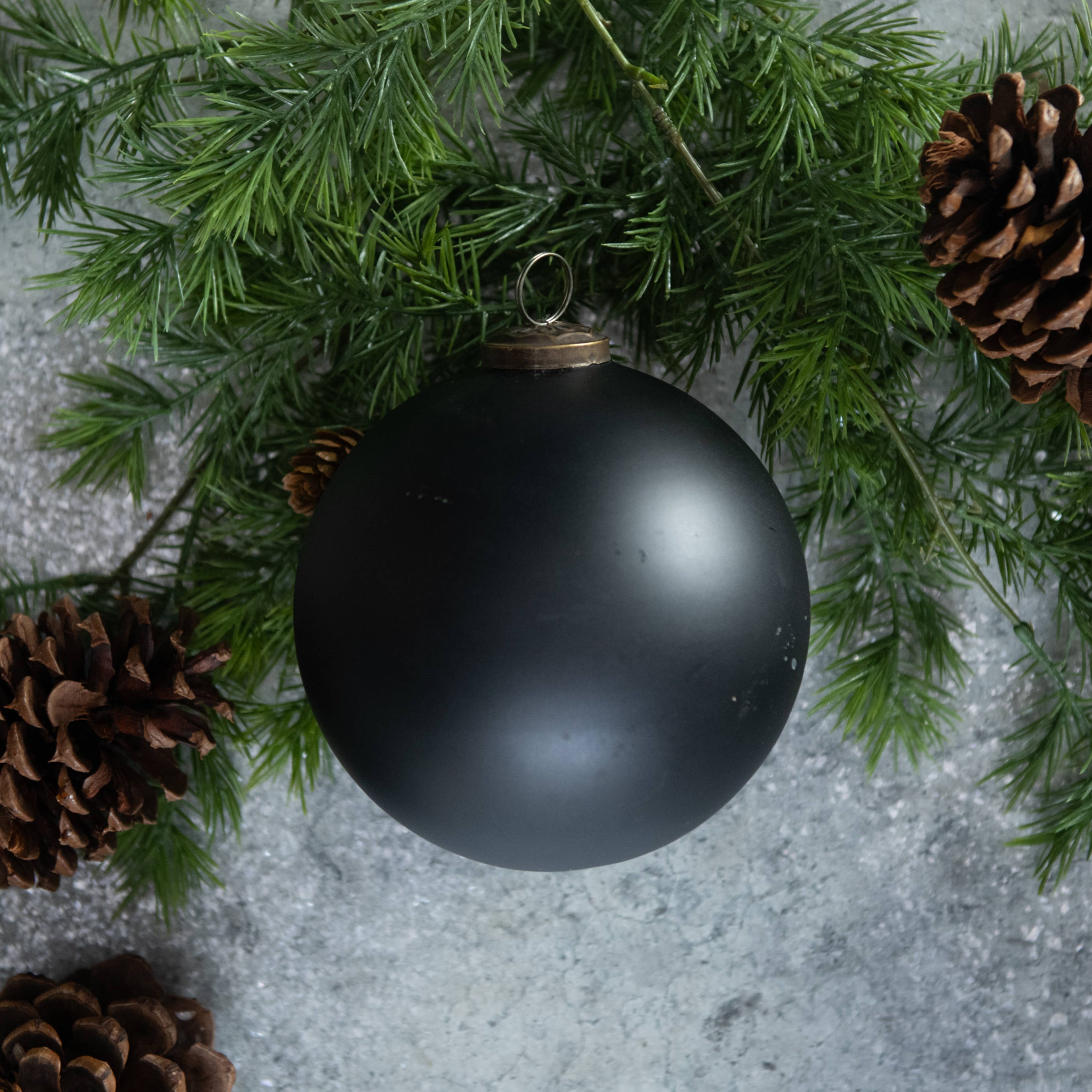 5" MATTE BLACK KUGEL ORNAMENT